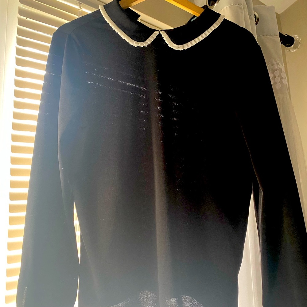 Black CeCe blouse with Peter Pan collar